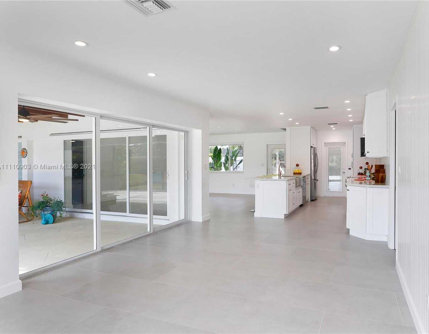 Small Image of 5025 SOUTH WEST 65TH AVE, Miami Number 7
