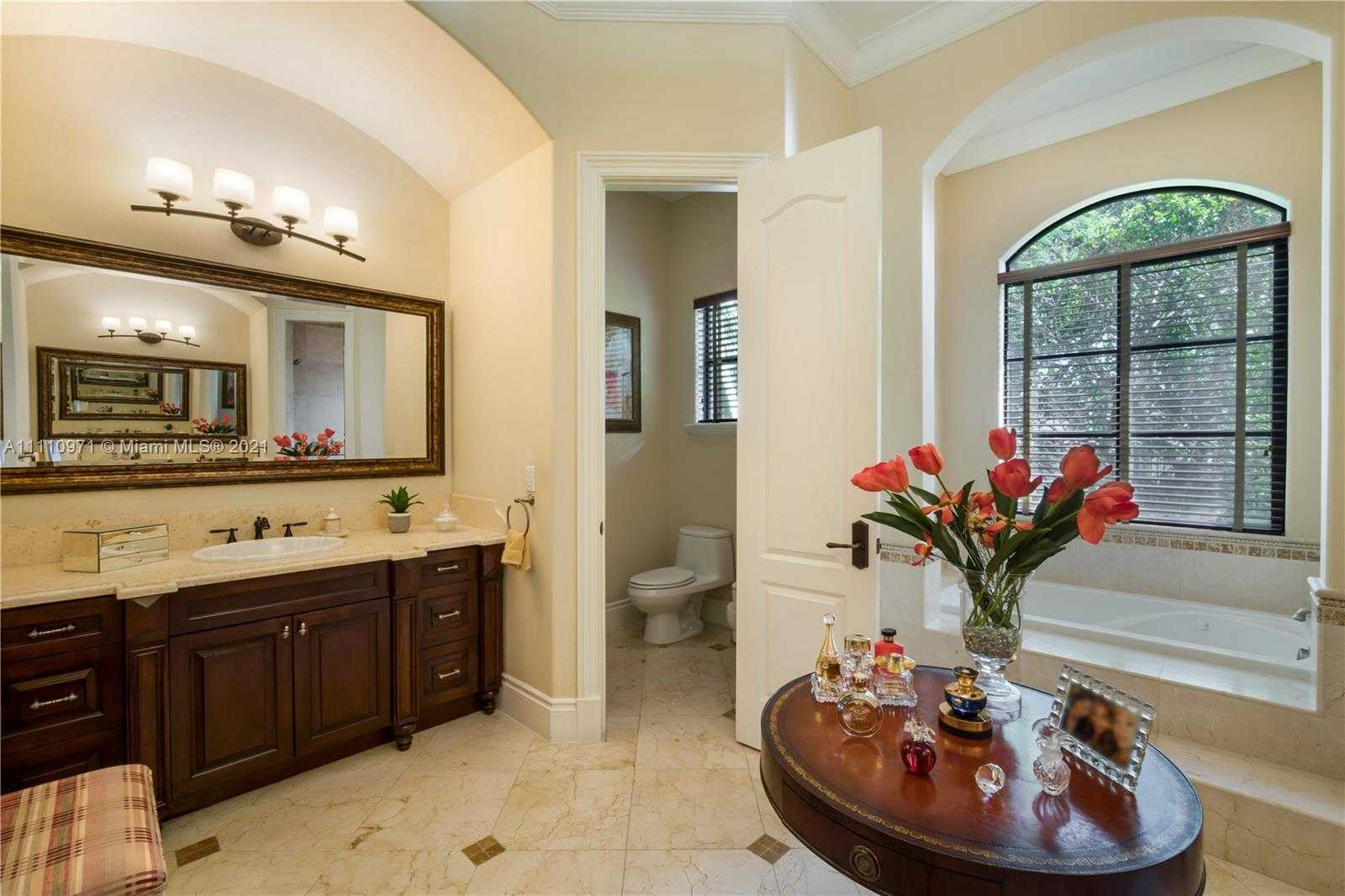 Small Image of 13120 SOUTH WEST 80TH AVE, Pinecrest Number 29