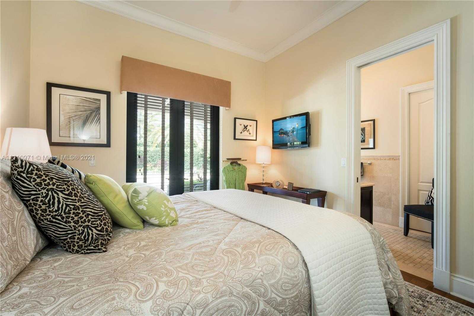 Small Image of 13120 SOUTH WEST 80TH AVE, Pinecrest Number 36