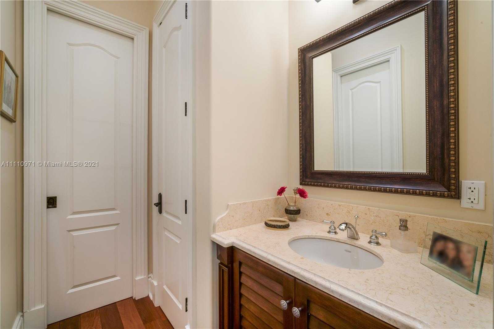 Small Image of 13120 SOUTH WEST 80TH AVE, Pinecrest Number 38
