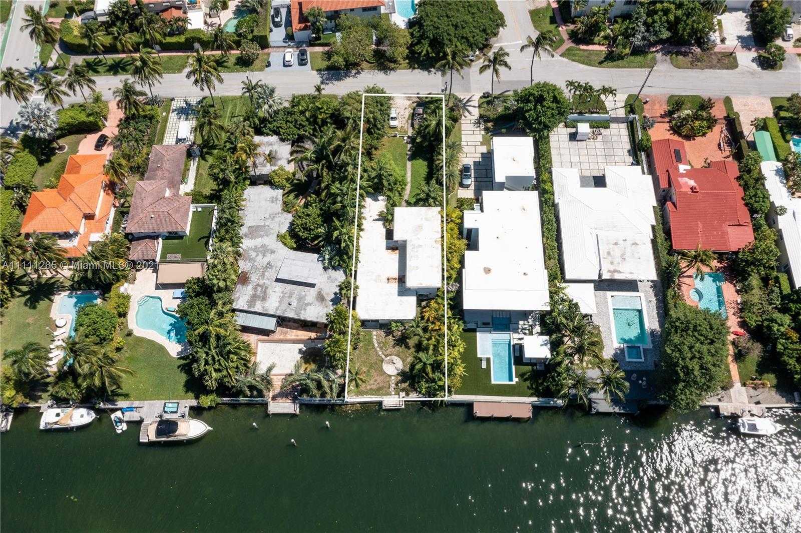 Small Image of 4606 PRAIRIE AVE, Miami Beach Number 5