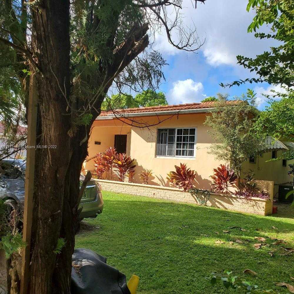 Small Image of 935 NORTH EAST 136TH ST, North Miami Number 12