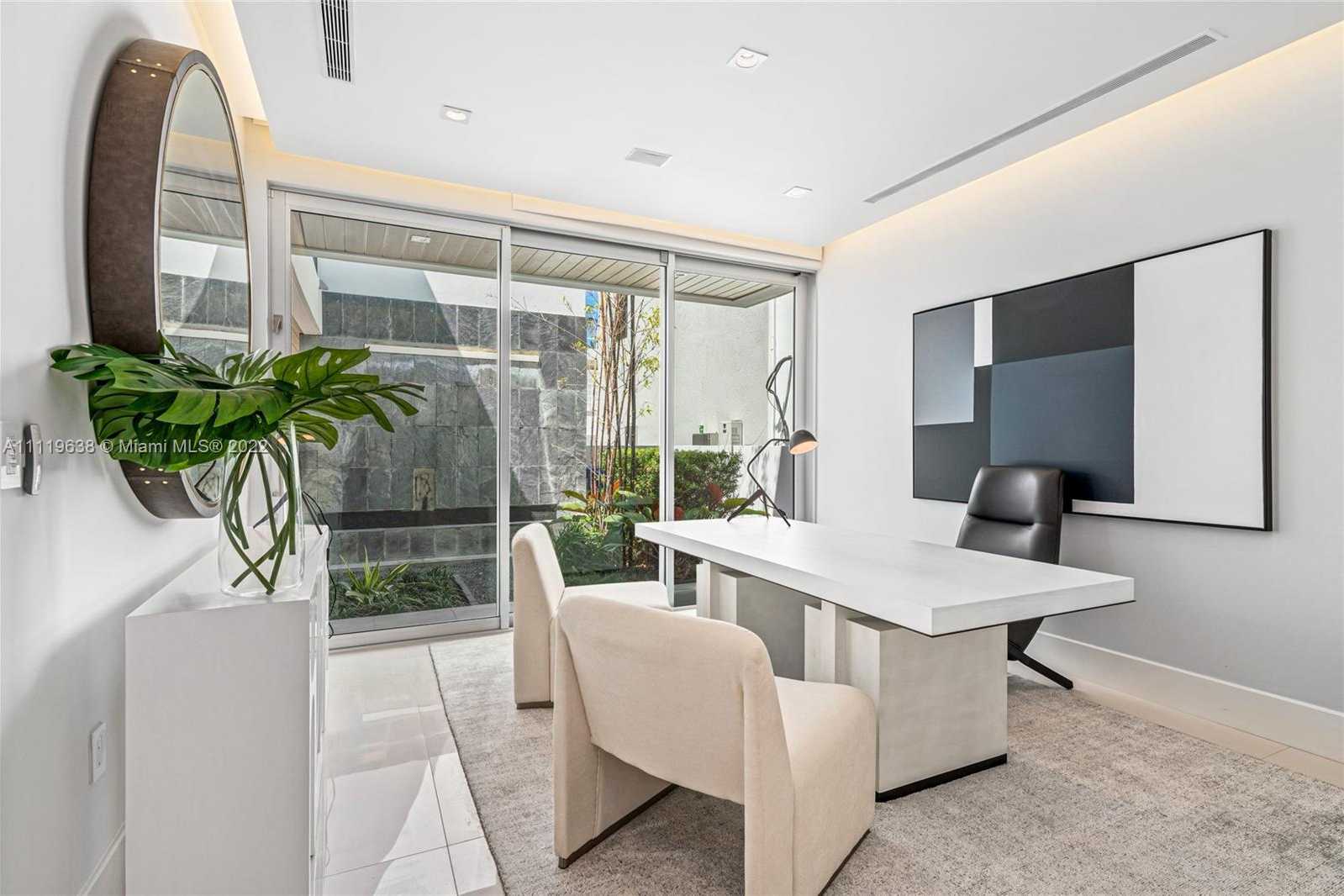 Small Image of 7833 Atlantic Way, Miami Beach, FL 33141, USA Number 10