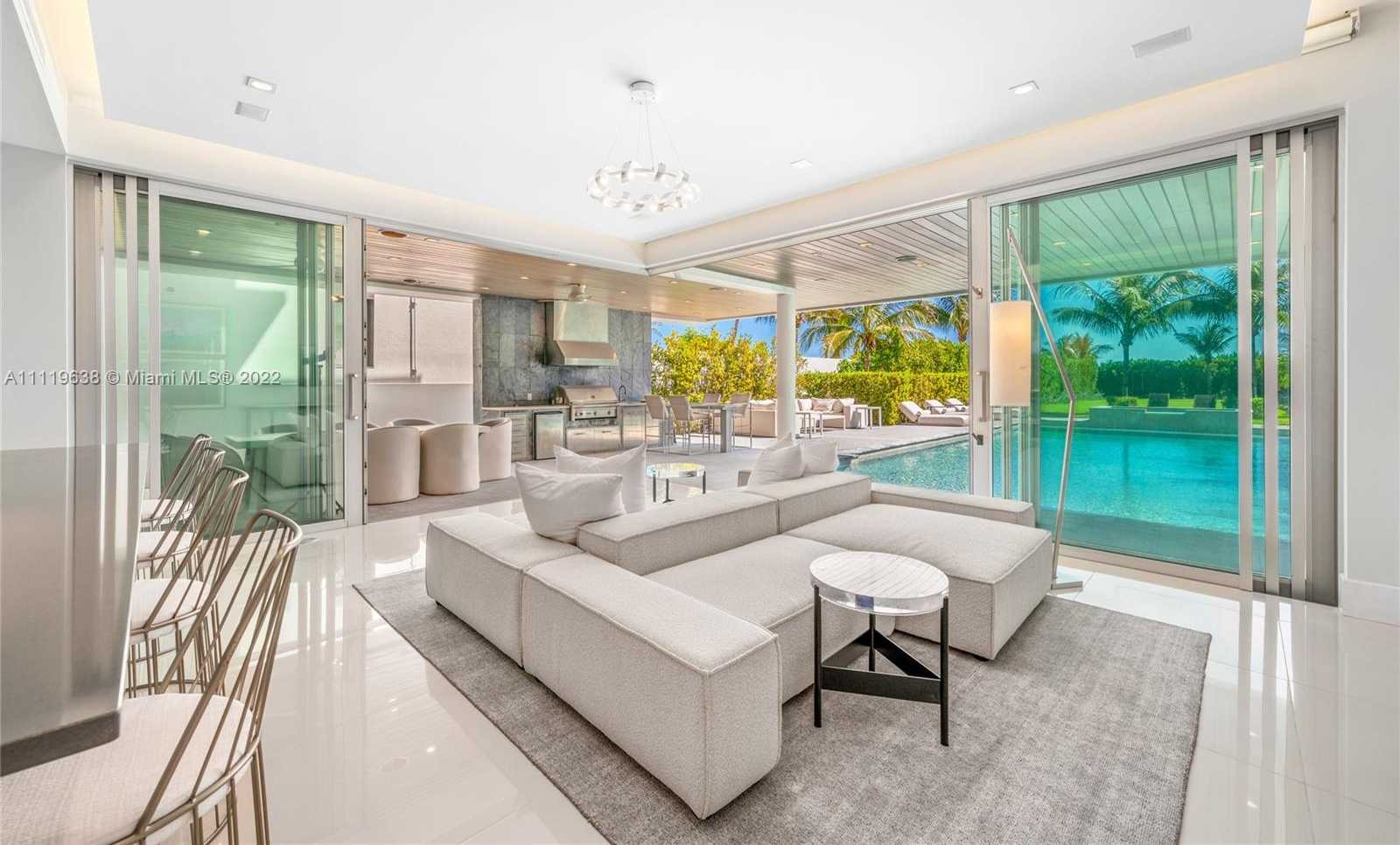 Small Image of 7833 Atlantic Way, Miami Beach, FL 33141, USA Number 20
