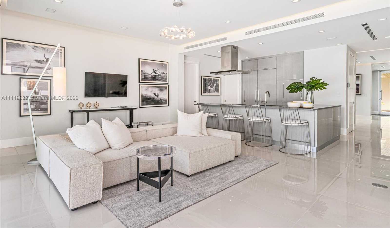 Small Image of 7833 Atlantic Way, Miami Beach, FL 33141, USA Number 22