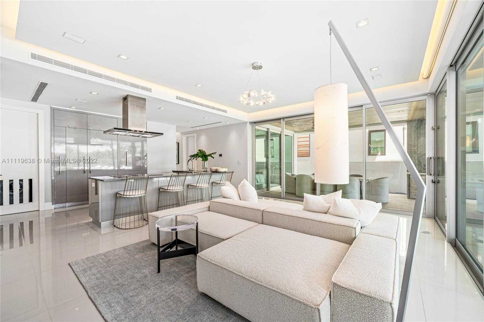 Small Image of 7833 Atlantic Way, Miami Beach, FL 33141, USA Number 23