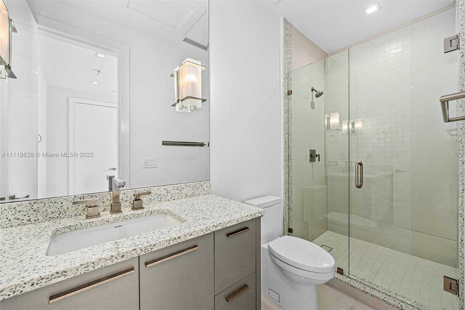Small Image of 7833 Atlantic Way, Miami Beach, FL 33141, USA Number 56