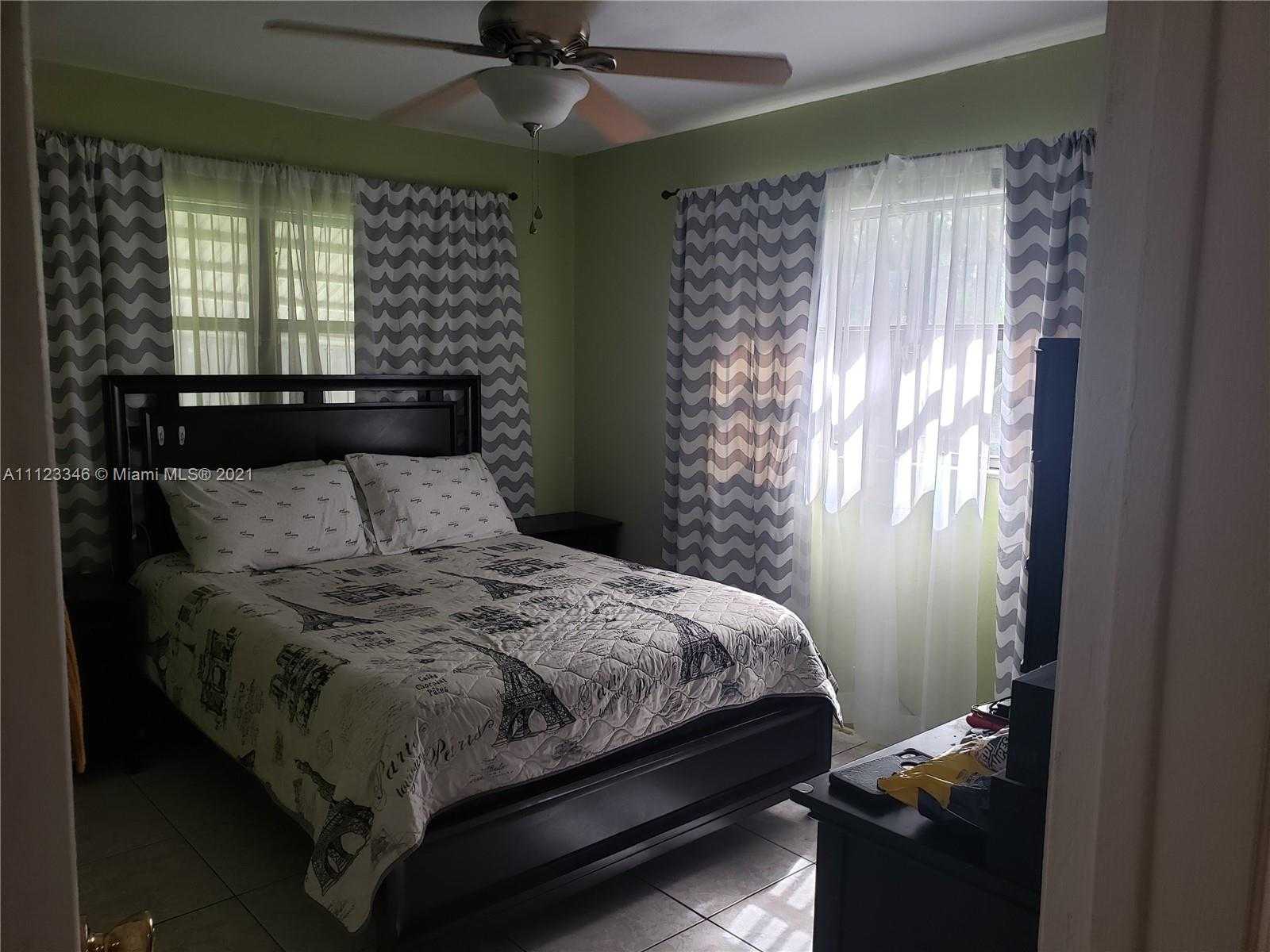 Small Image of 220 NW 41st St, Oakland Park, FL 33309, USA Number 14