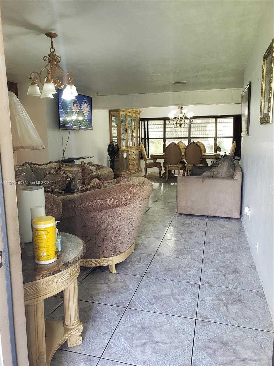 Small Image of 220 NW 41st St, Oakland Park, FL 33309, USA Number 19