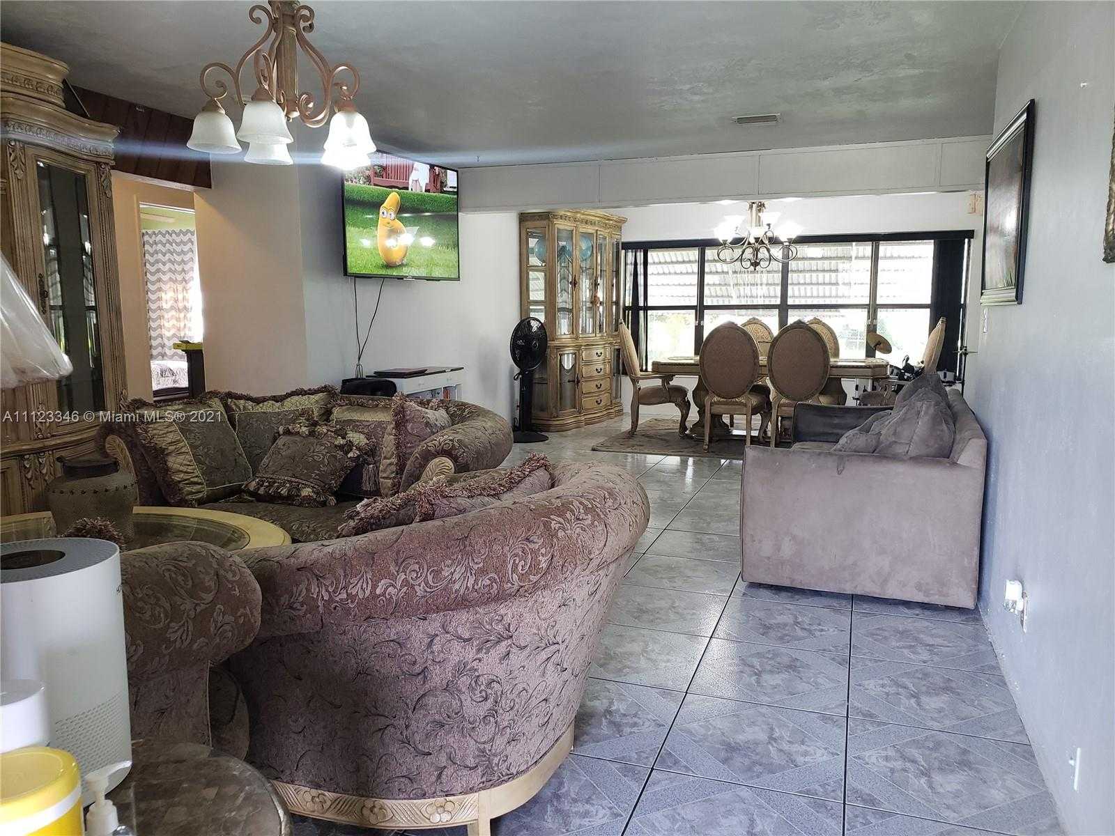 Small Image of 220 NW 41st St, Oakland Park, FL 33309, USA Number 20