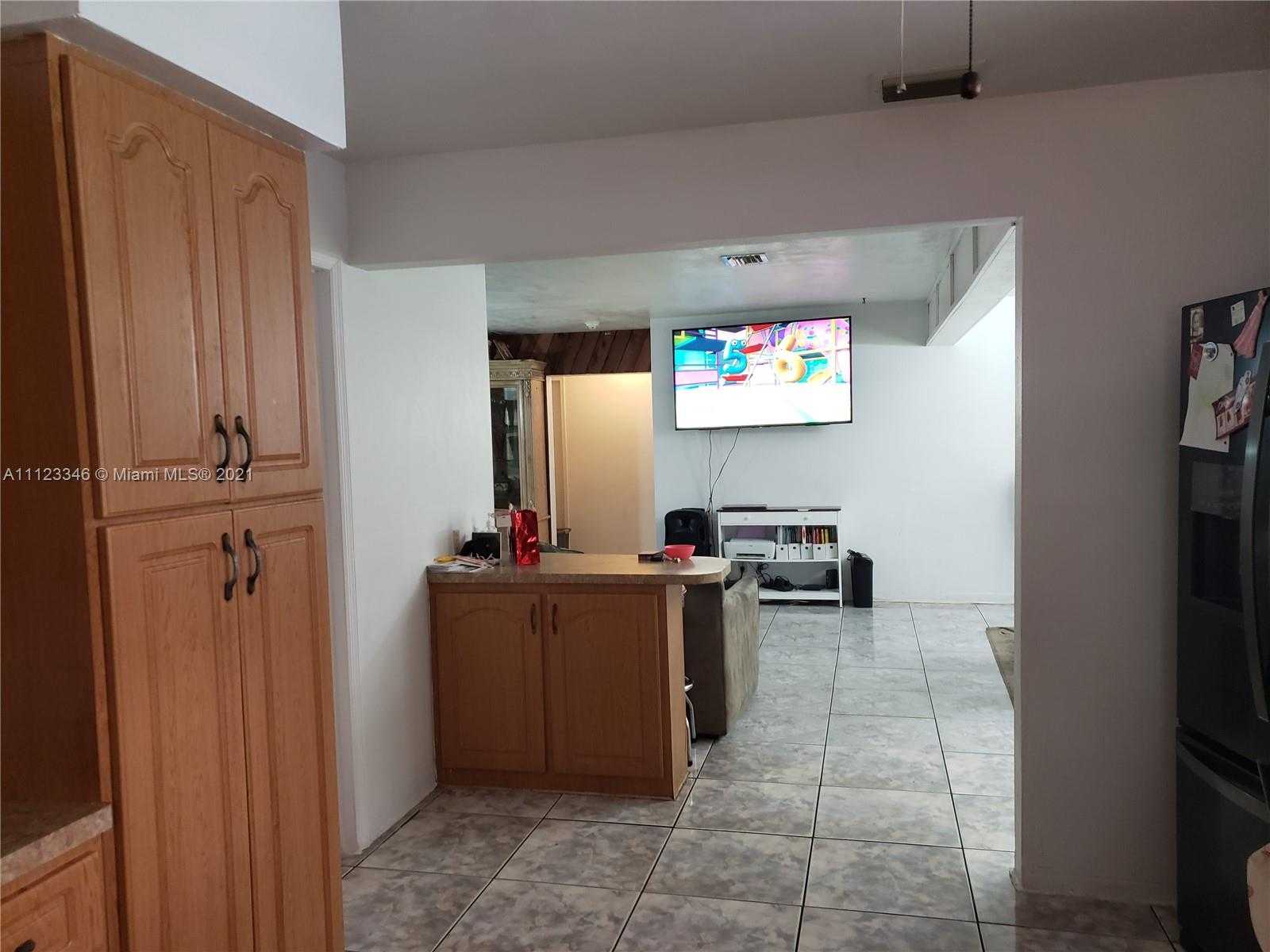 Small Image of 220 NW 41st St, Oakland Park, FL 33309, USA Number 31