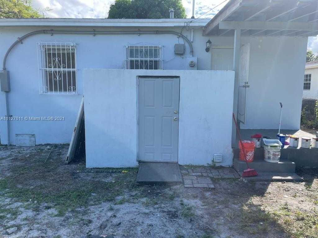 Small Image of 811 NW 116th St, Miami, FL 33168, USA Number 19
