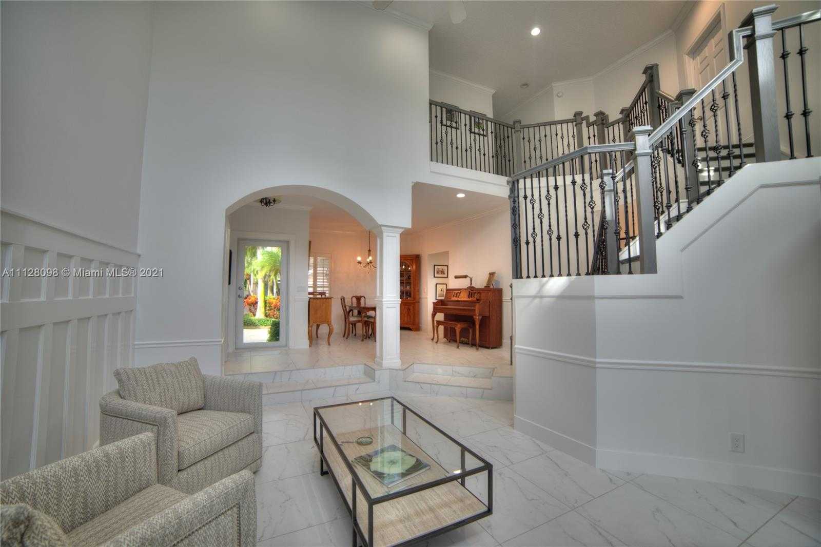 Small Image of 8 Grand Bay Cir, North Palm Beach, FL 33408, USA Number 14