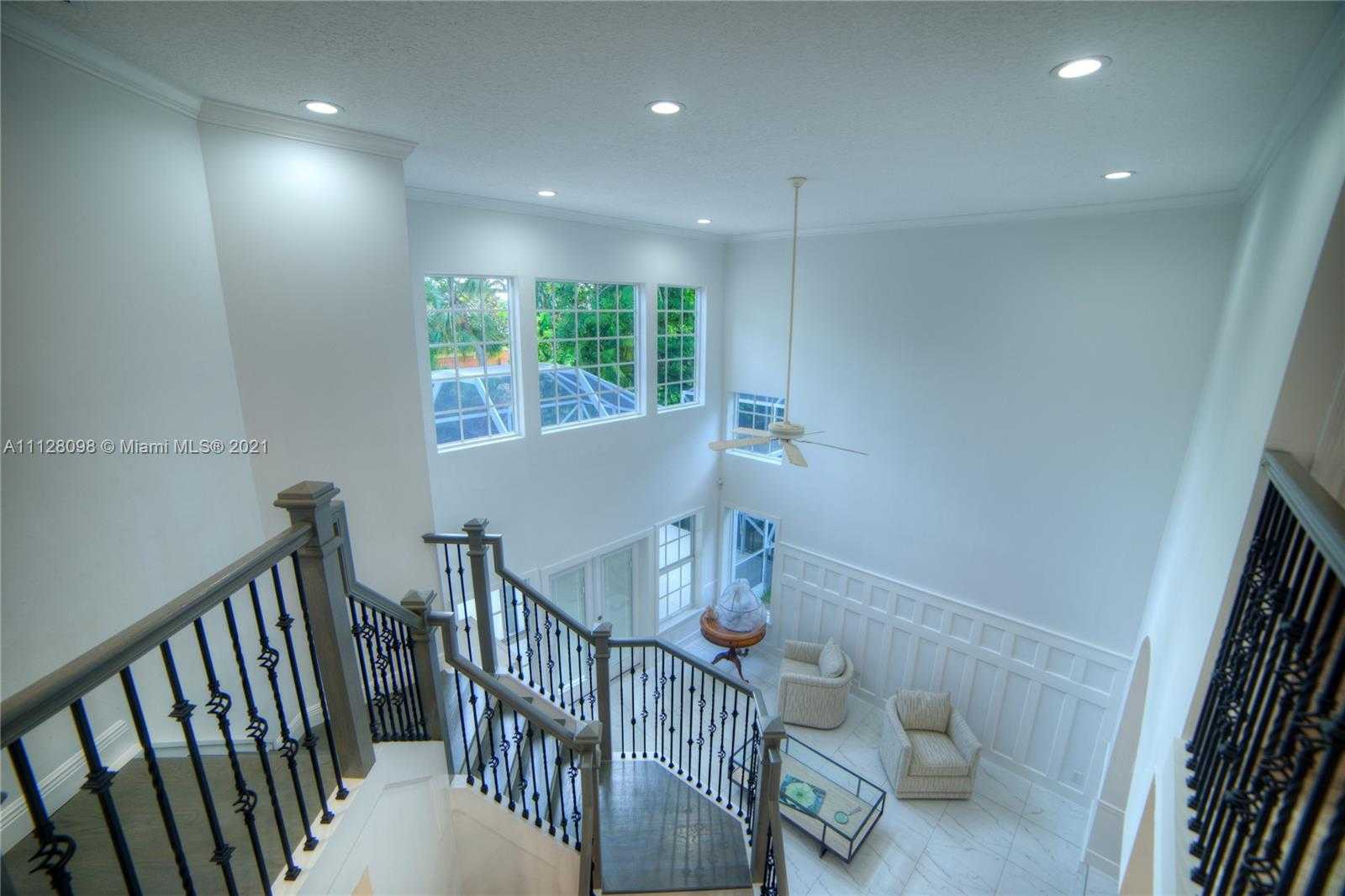 Small Image of 8 Grand Bay Cir, North Palm Beach, FL 33408, USA Number 15
