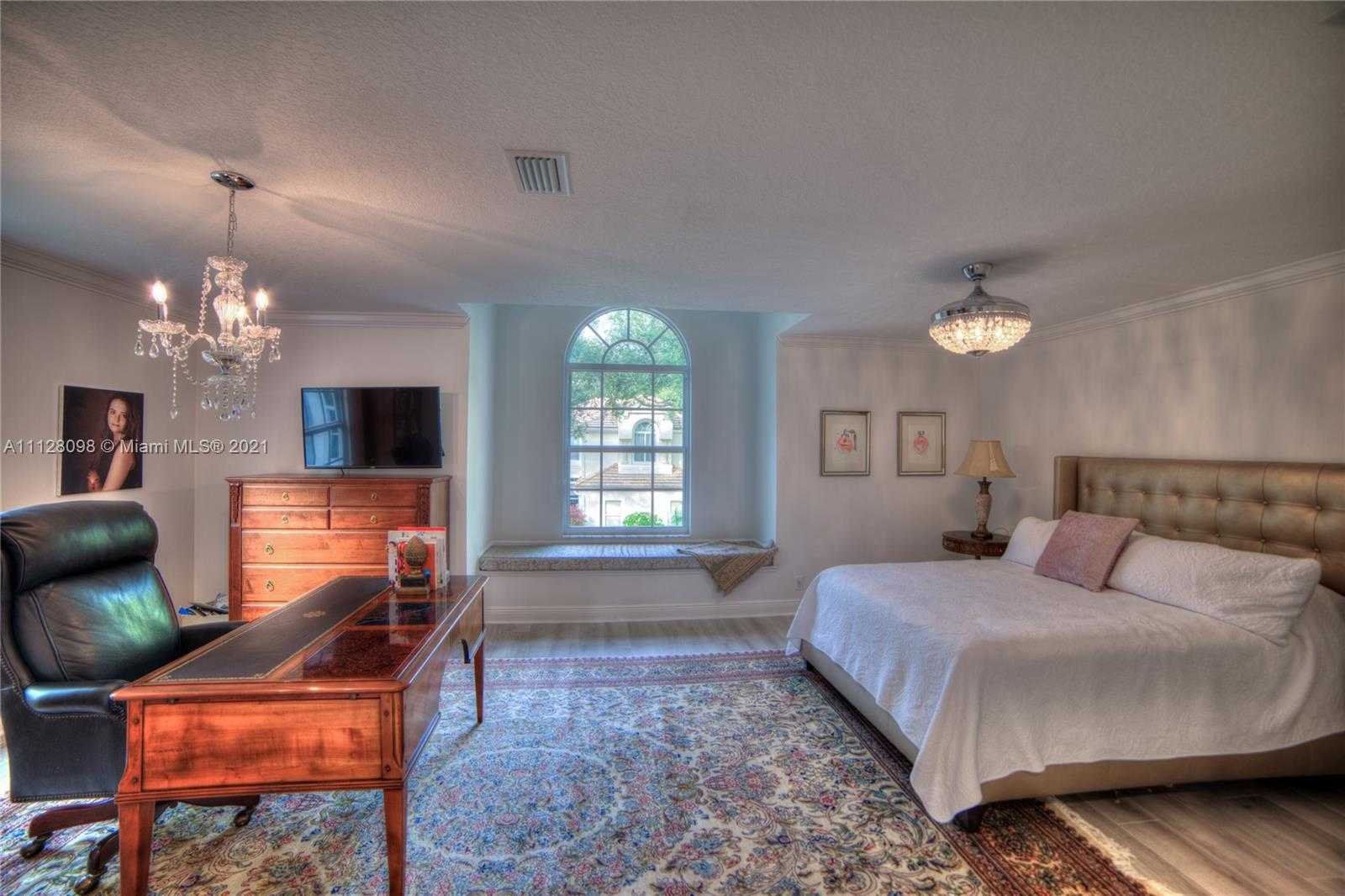 Small Image of 8 Grand Bay Cir, North Palm Beach, FL 33408, USA Number 22