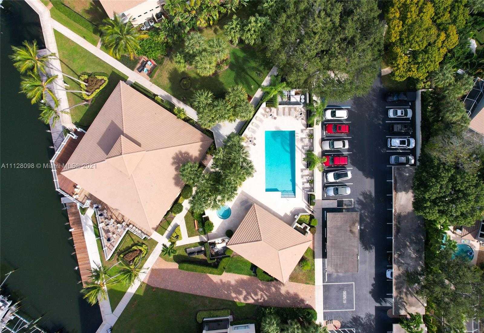 Small Image of 8 Grand Bay Cir, North Palm Beach, FL 33408, USA Number 27