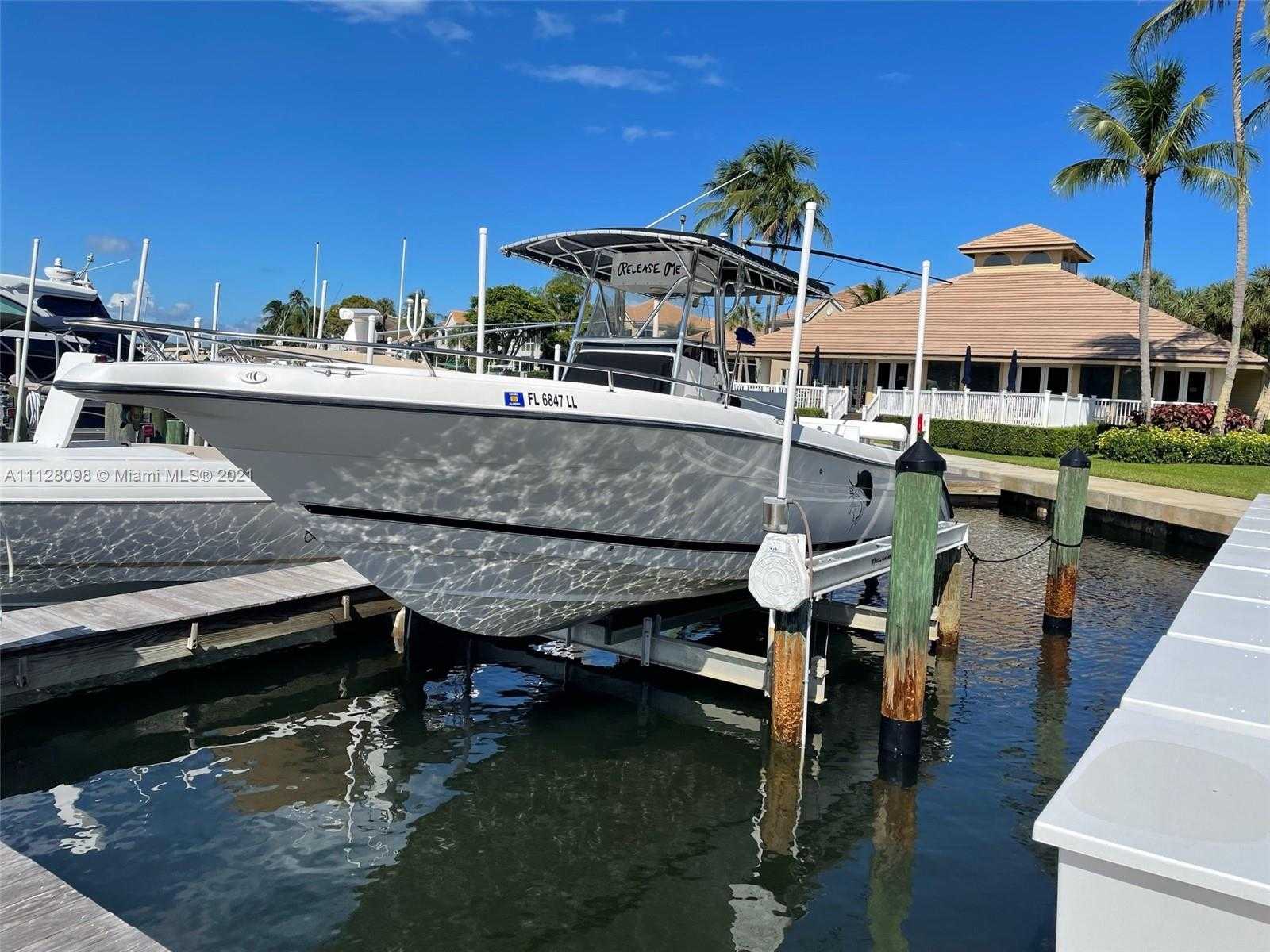 Small Image of 8 Grand Bay Cir, North Palm Beach, FL 33408, USA Number 32