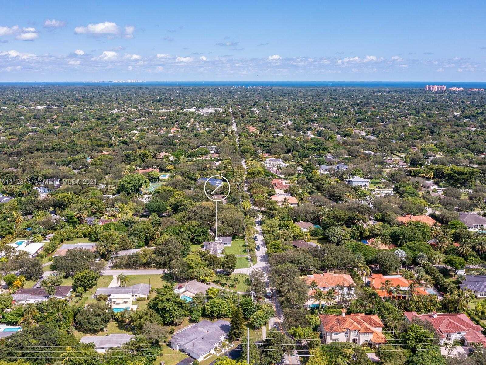 Small Image of 8045 SW 128th St, Miami, FL 33156, USA Number 13