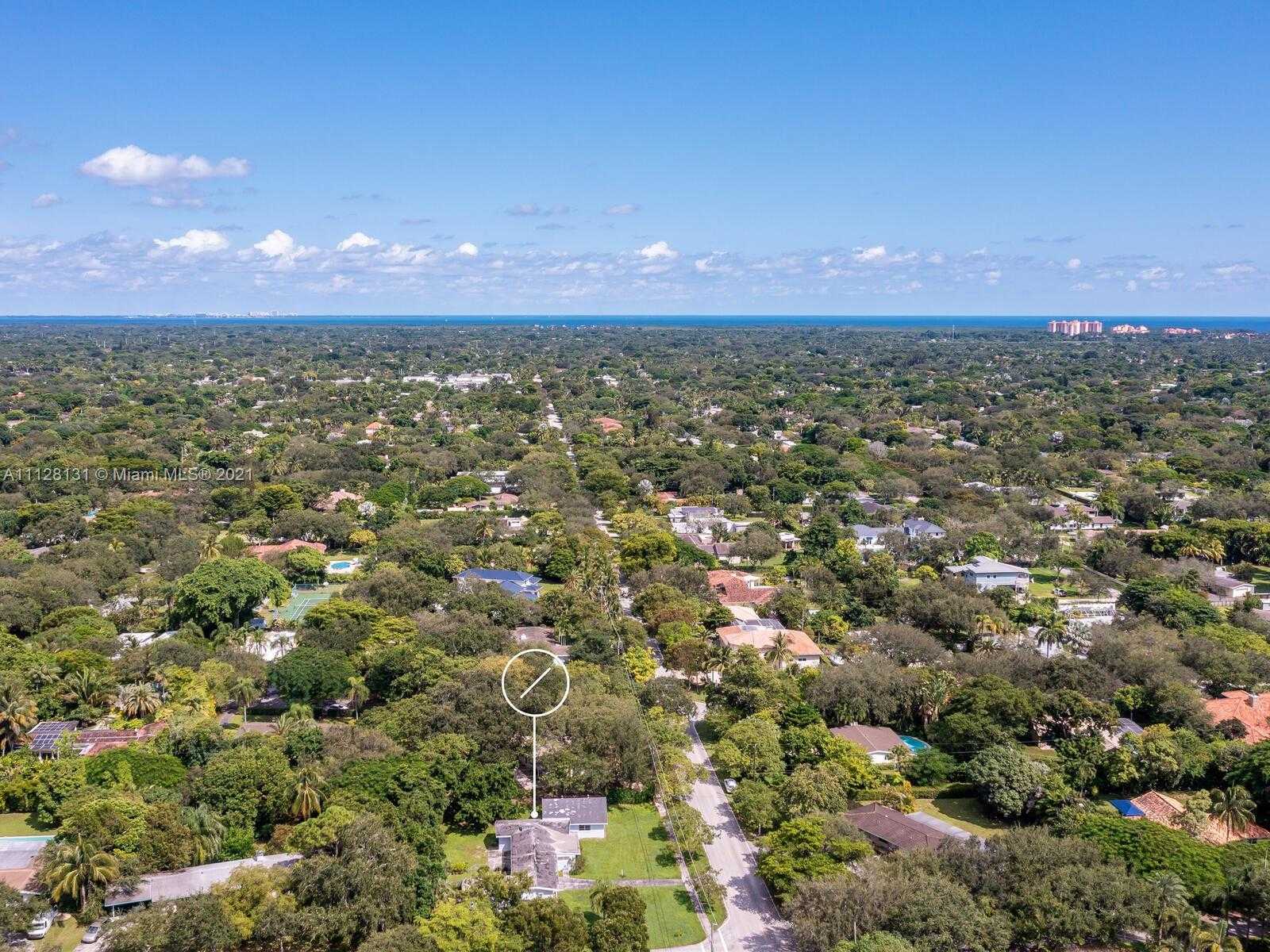 Small Image of 8045 SW 128th St, Miami, FL 33156, USA Number 28