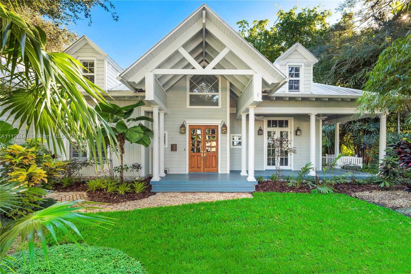 Small Image of 7901 SW 52nd Ct, Miami, FL 33143, USA Number 2