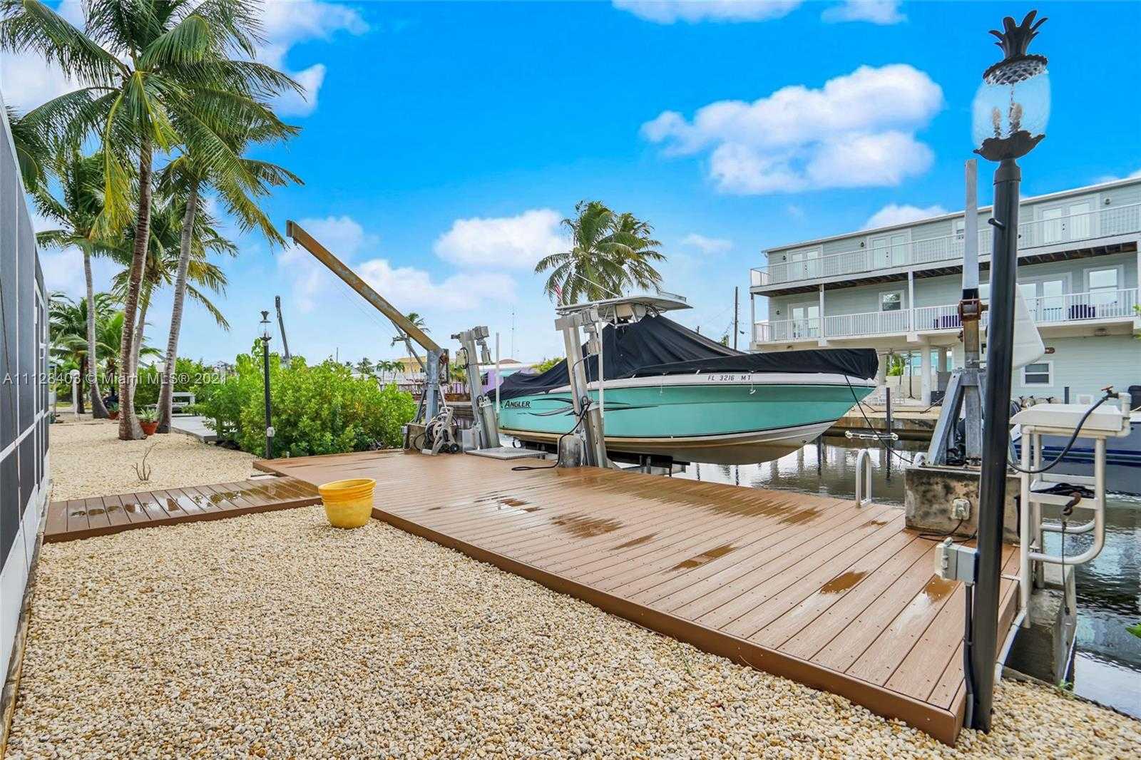 Small Image of 14 Mangrove Ln, Key Largo, FL 33037, USA Number 28