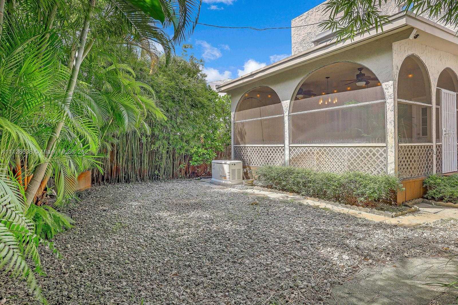 Small Image of 178 NE 45th St, Miami, FL 33137, USA Number 22