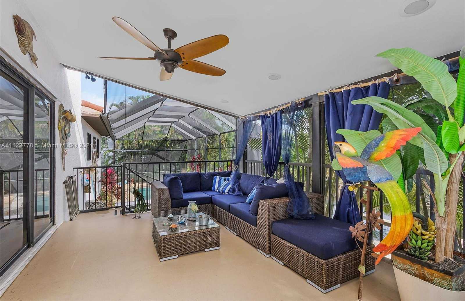Small Image of 27109 Holly Ln, Bonita Springs, FL 34135, USA Number 25