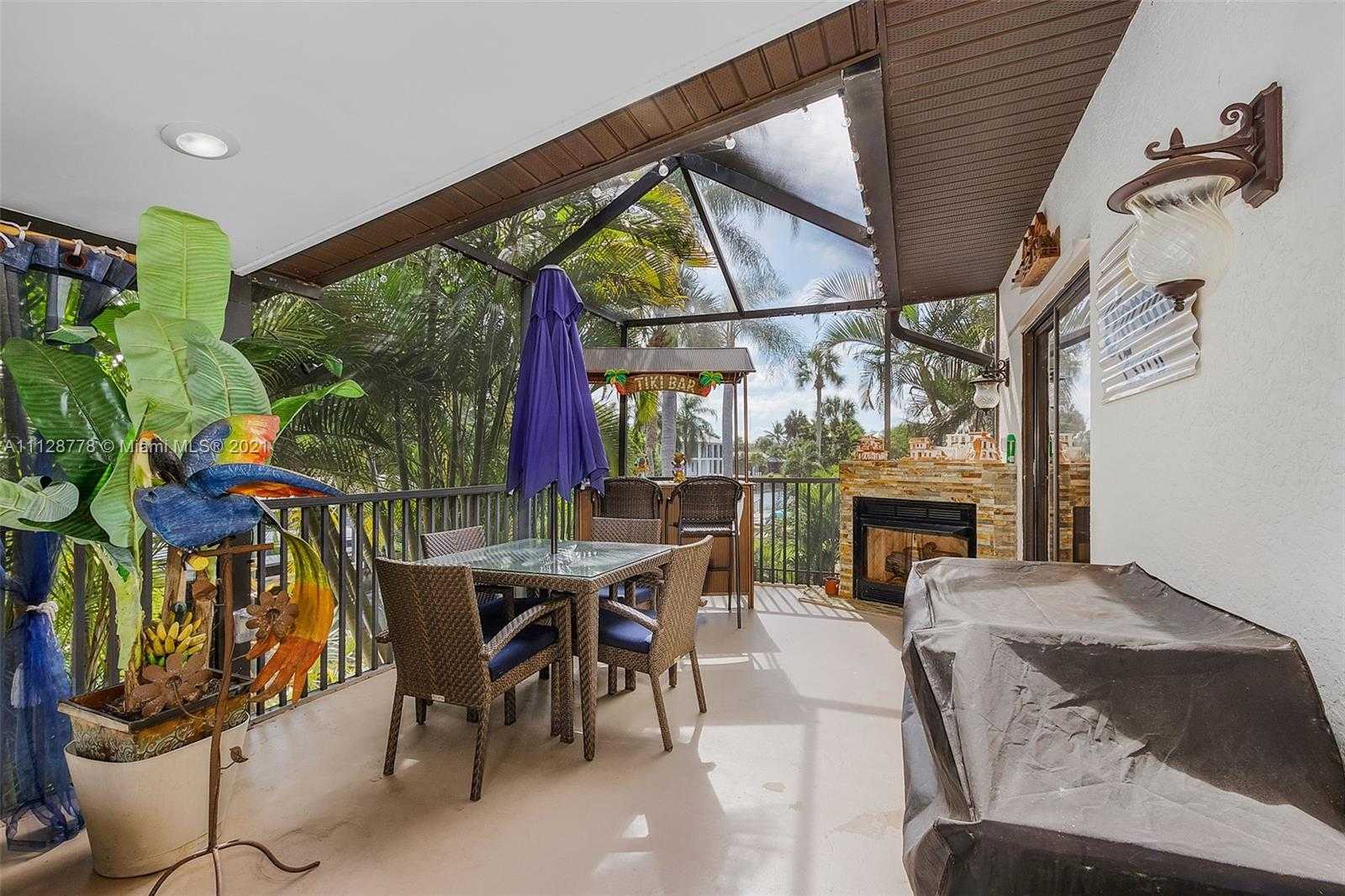 Small Image of 27109 Holly Ln, Bonita Springs, FL 34135, USA Number 26