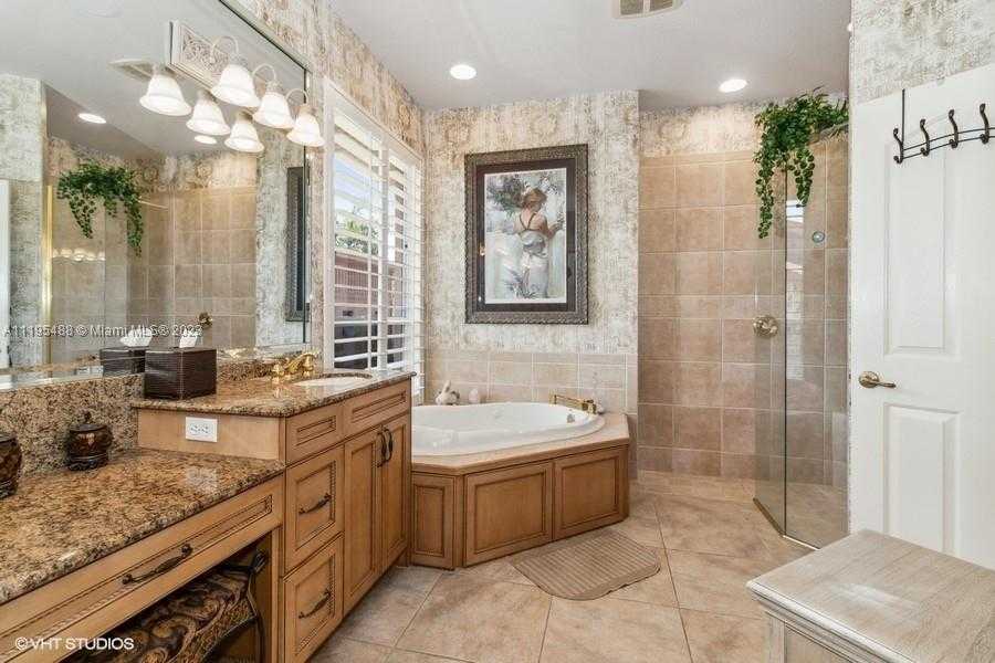 Small Image of 1524 COLUMBIAN DRIVE, Punta Gorda Number 32