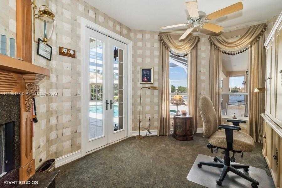 Small Image of 1524 COLUMBIAN DRIVE, Punta Gorda Number 33