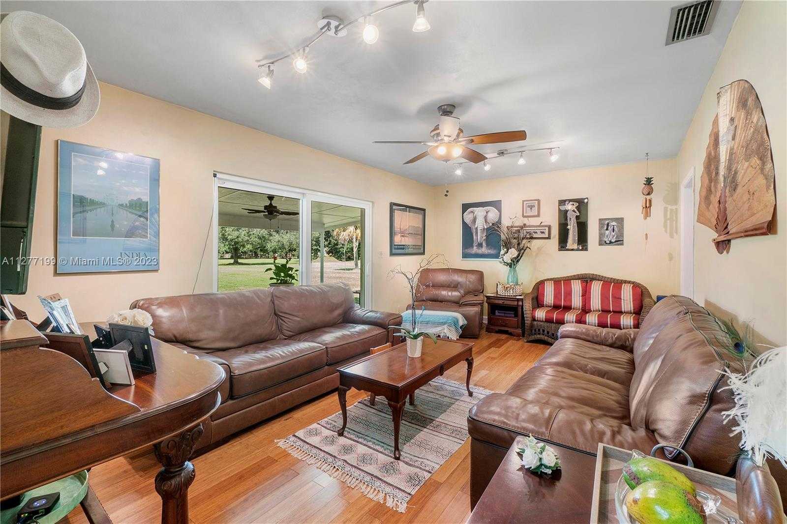 Small Image of 25950 SOUTH WEST 187 AVE, Homestead Number 12