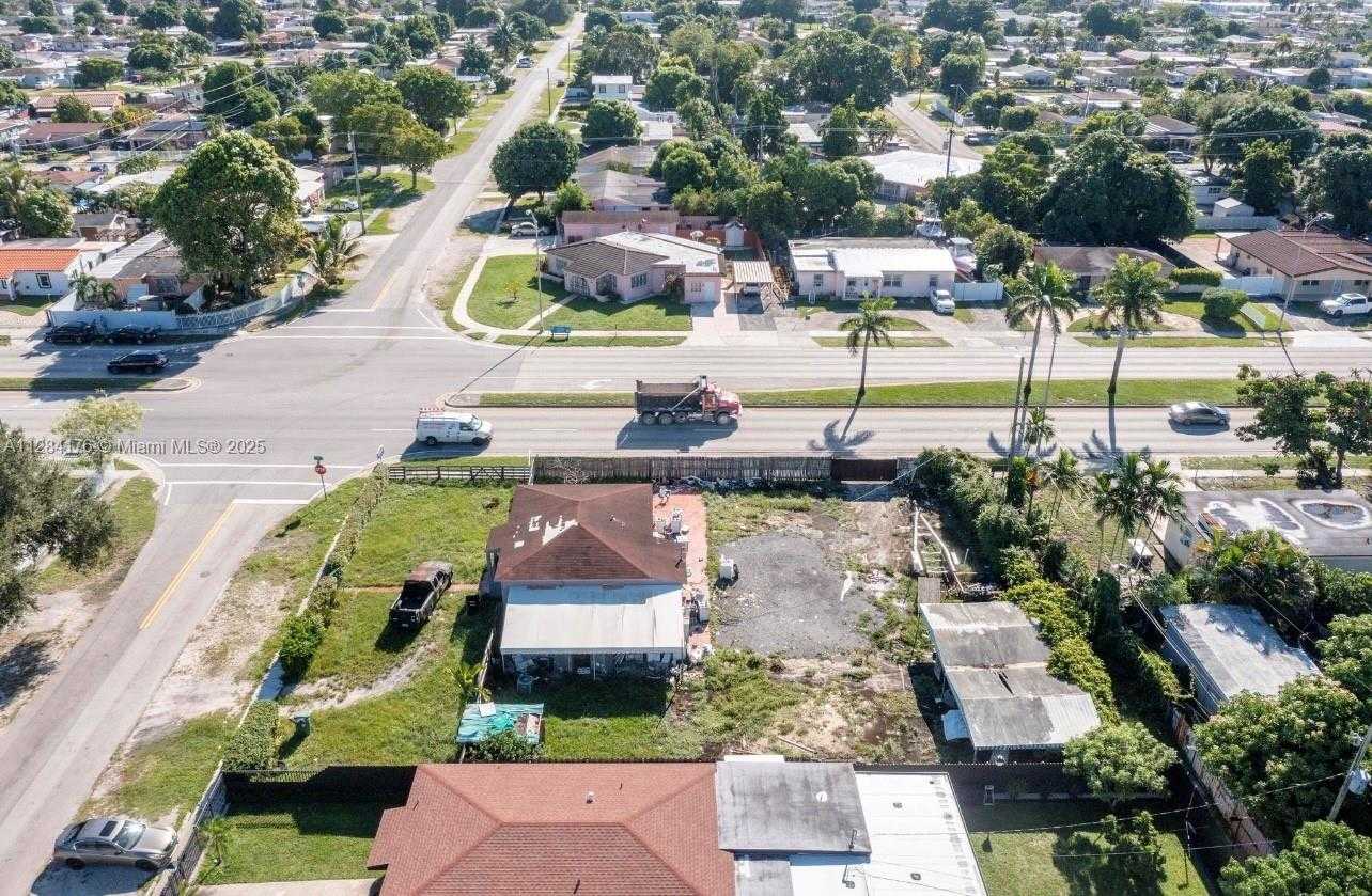 Small Image of 782 EAST 37TH ST, Hialeah Number 34