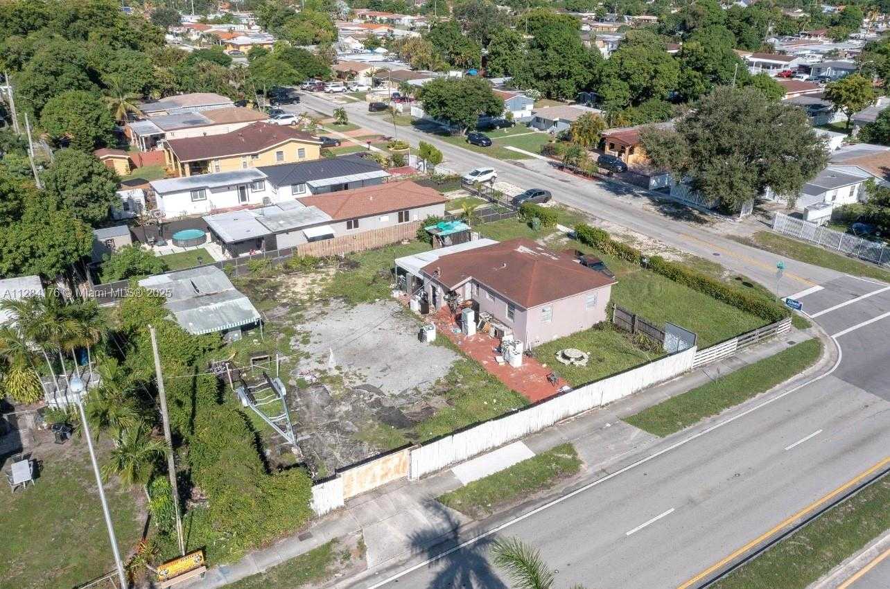 Small Image of 782 EAST 37TH ST, Hialeah Number 57