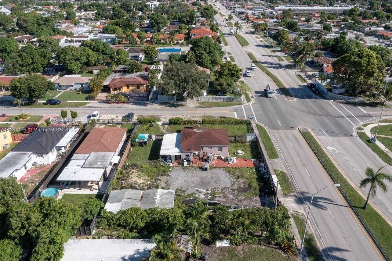 Small Image of 782 EAST 37TH ST, Hialeah Number 61