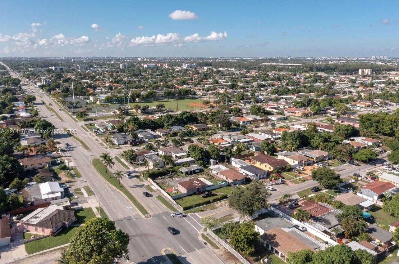 Small Image of 782 EAST 37TH ST, Hialeah Number 65
