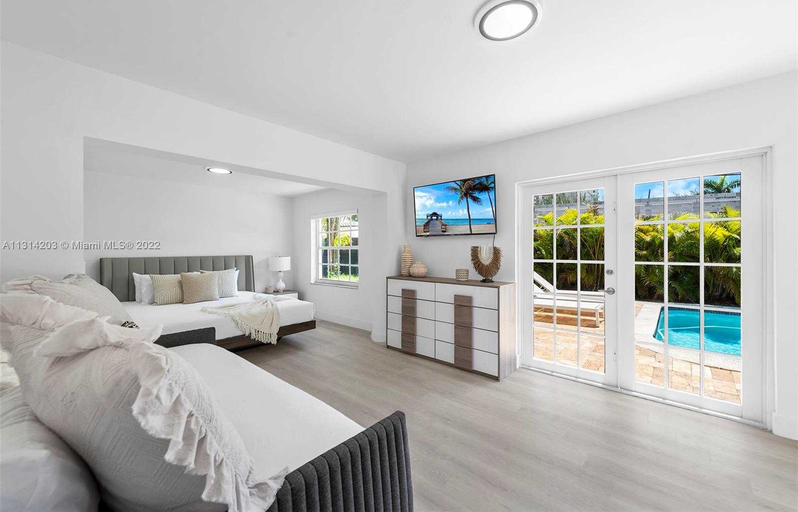 Small Image of 1308 SEABREEZE BLVD, Fort Lauderdale Number 14