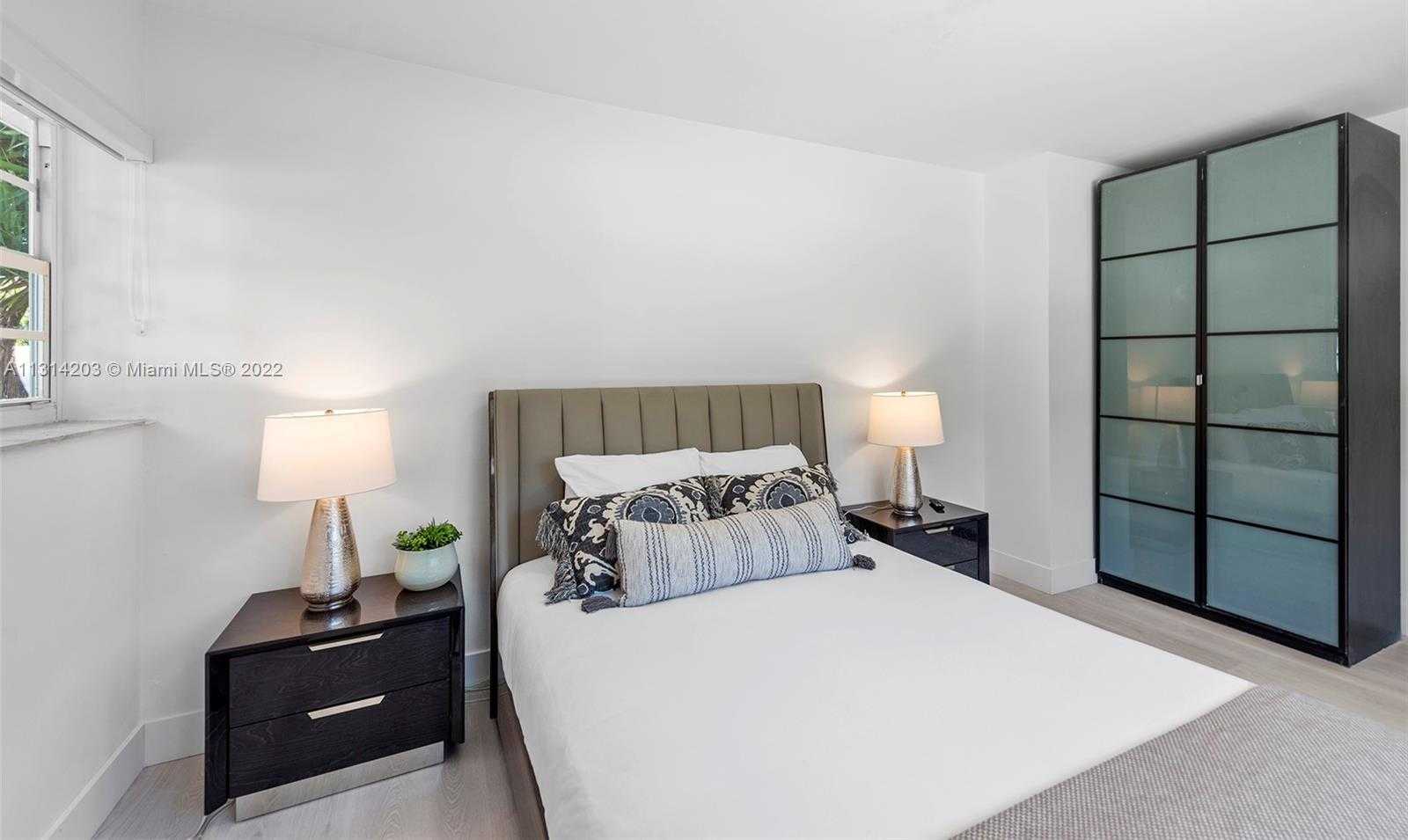 Small Image of 1308 SEABREEZE BLVD, Fort Lauderdale Number 19