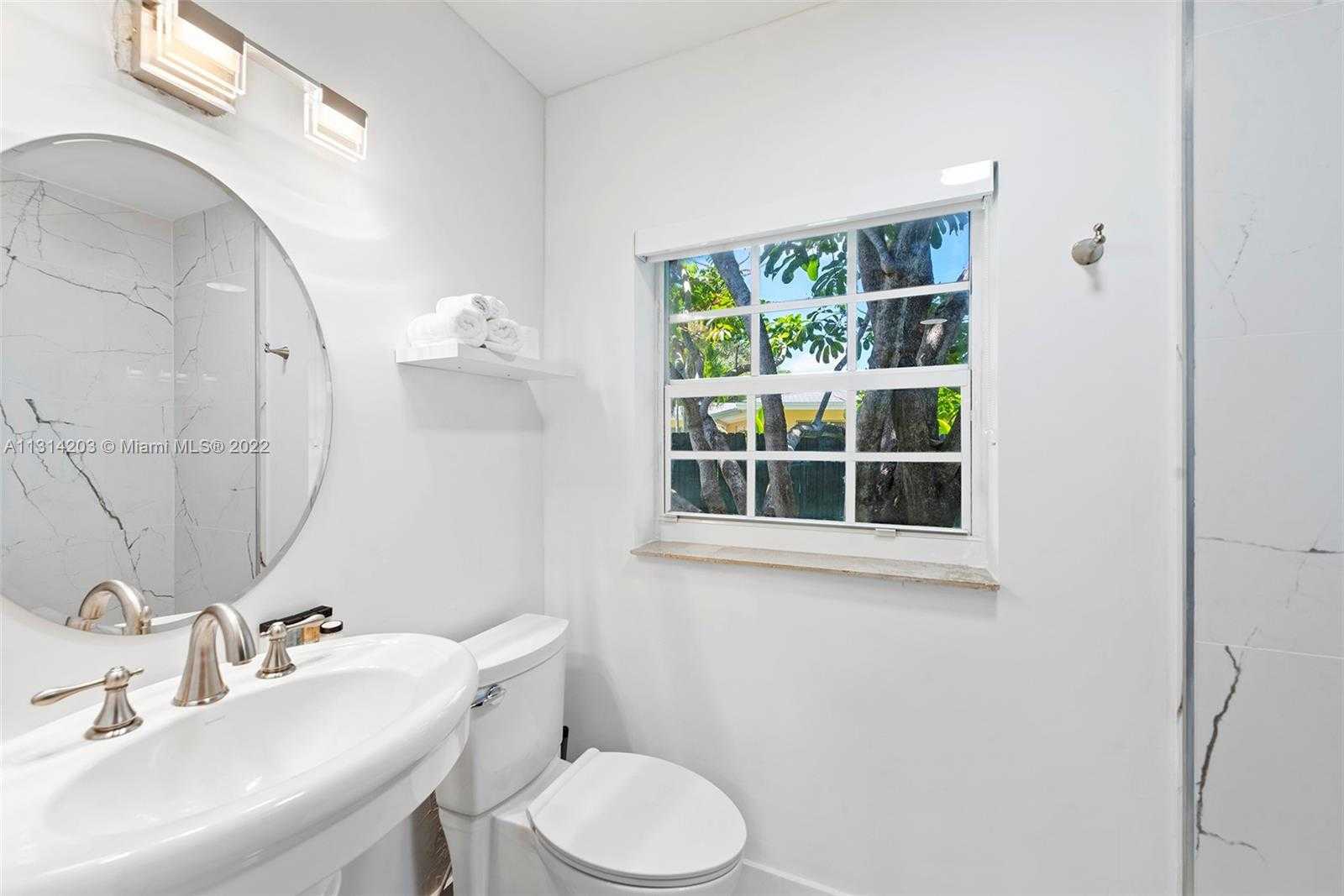 Small Image of 1308 SEABREEZE BLVD, Fort Lauderdale Number 21