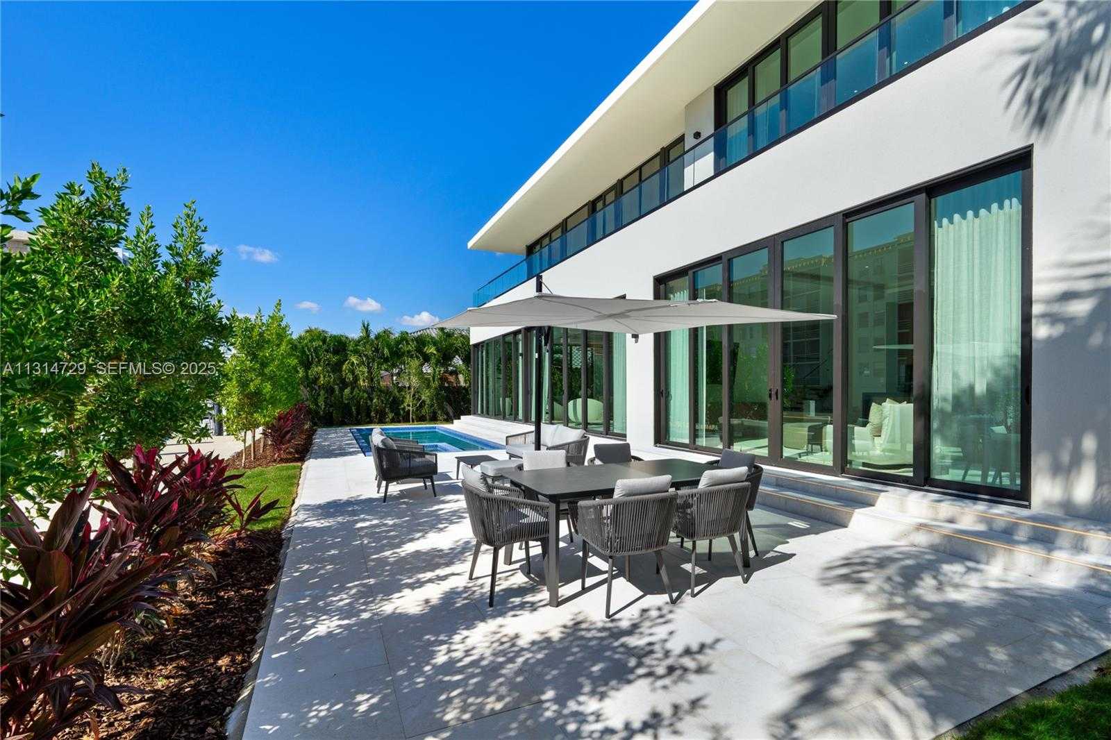 Small Image of 2950 NORTH EAST 164TH ST, North Miami Beach Number 33