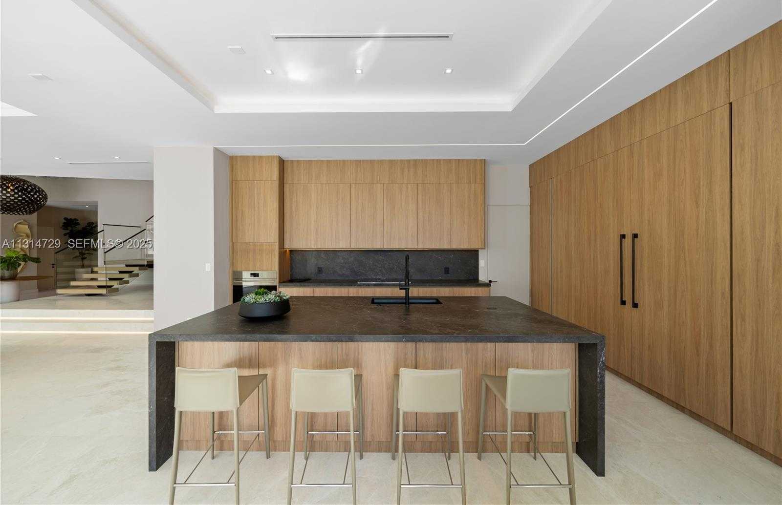 Small Image of 2950 NORTH EAST 164TH ST, North Miami Beach Number 35