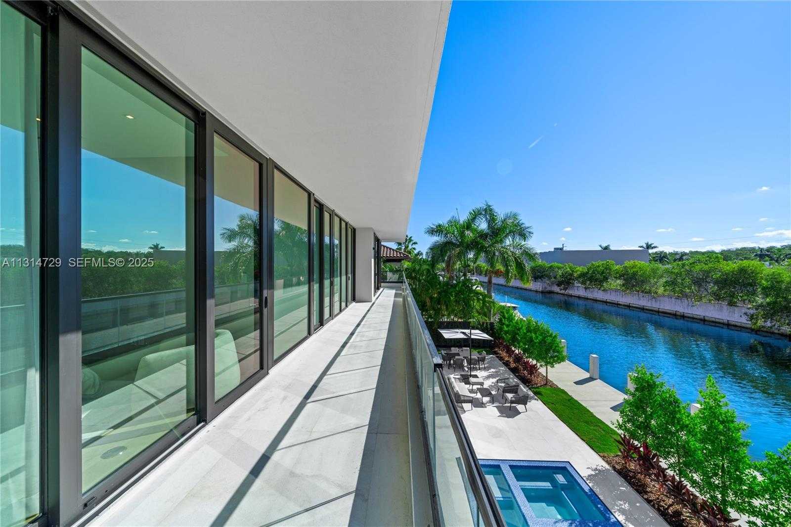 Small Image of 2950 NORTH EAST 164TH ST, North Miami Beach Number 48