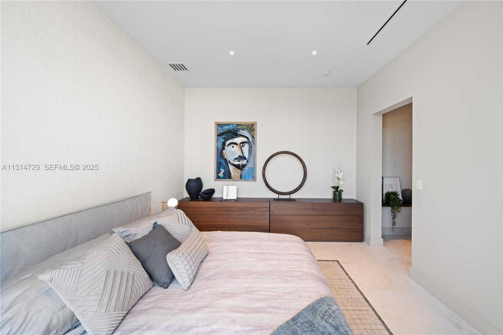 Small Image of 2950 NORTH EAST 164TH ST, North Miami Beach Number 63