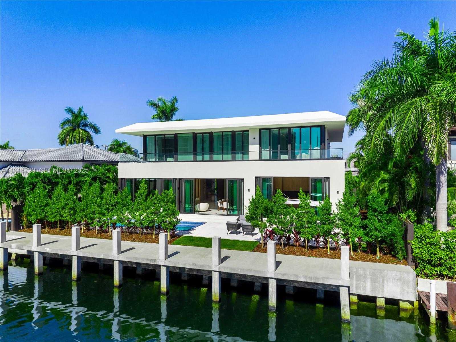 Small Image of 2950 NORTH EAST 164TH ST, North Miami Beach Number 67