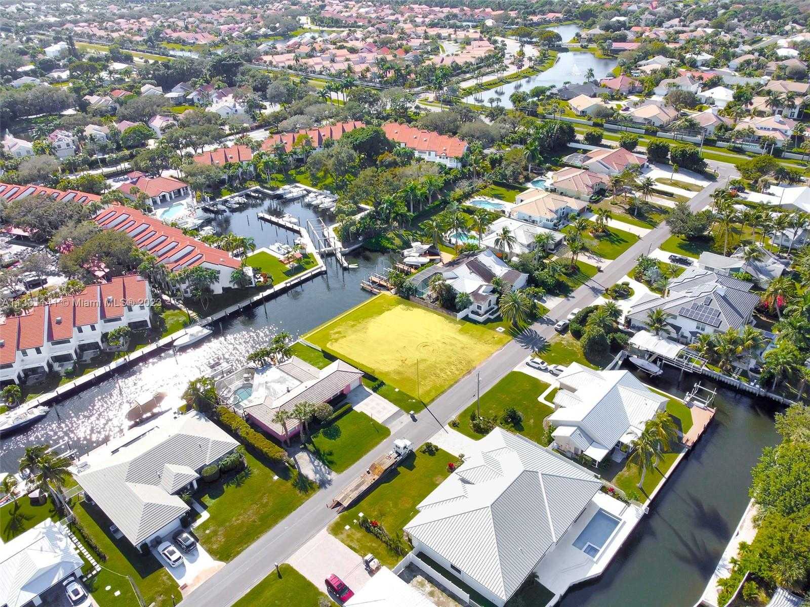 Small Image of 2400 EDWARD RD, Palm Beach Gardens Number 23