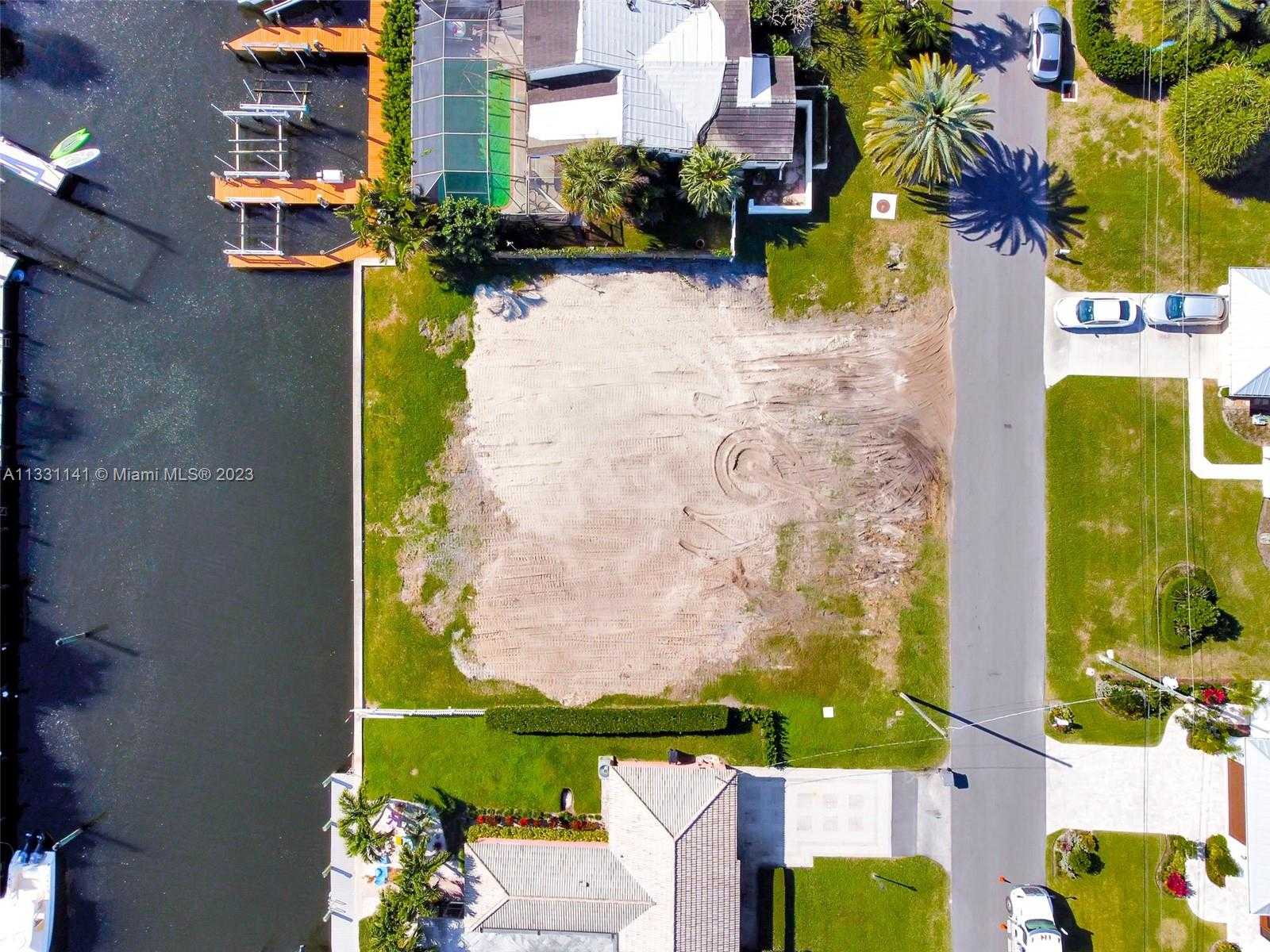 Small Image of 2400 EDWARD RD, Palm Beach Gardens Number 24