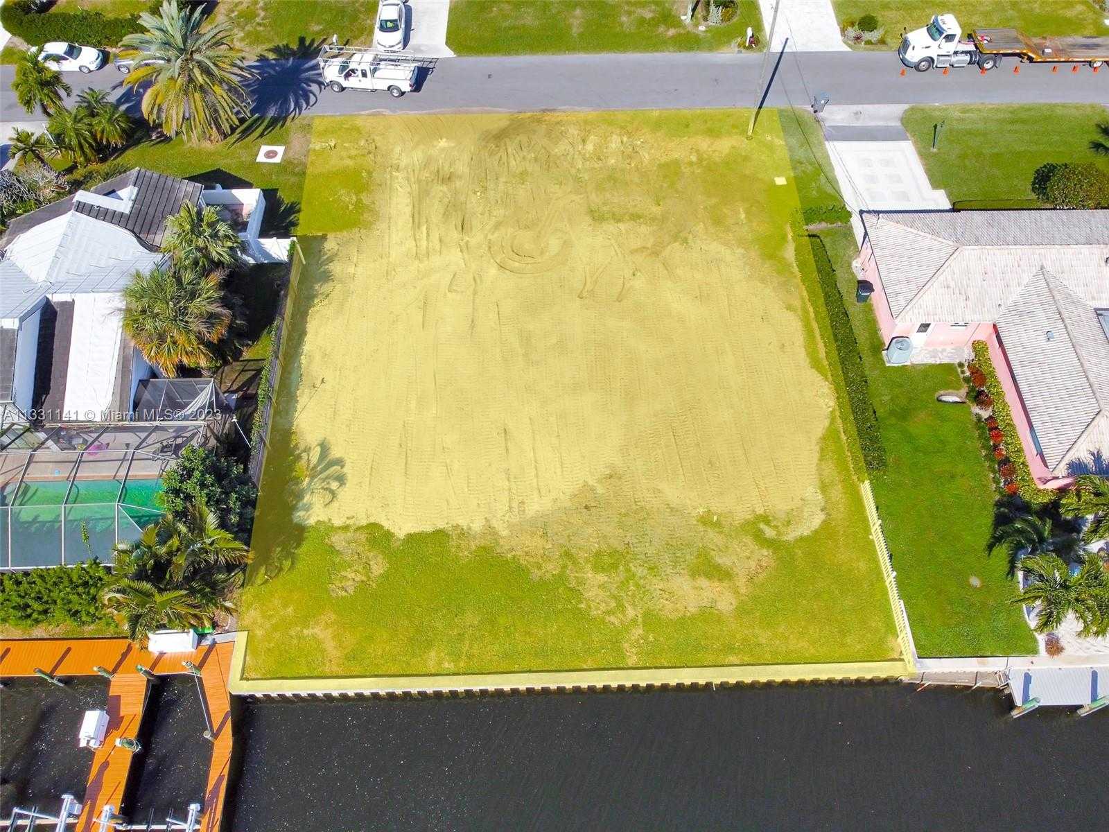 Small Image of 2400 EDWARD RD, Palm Beach Gardens Number 27