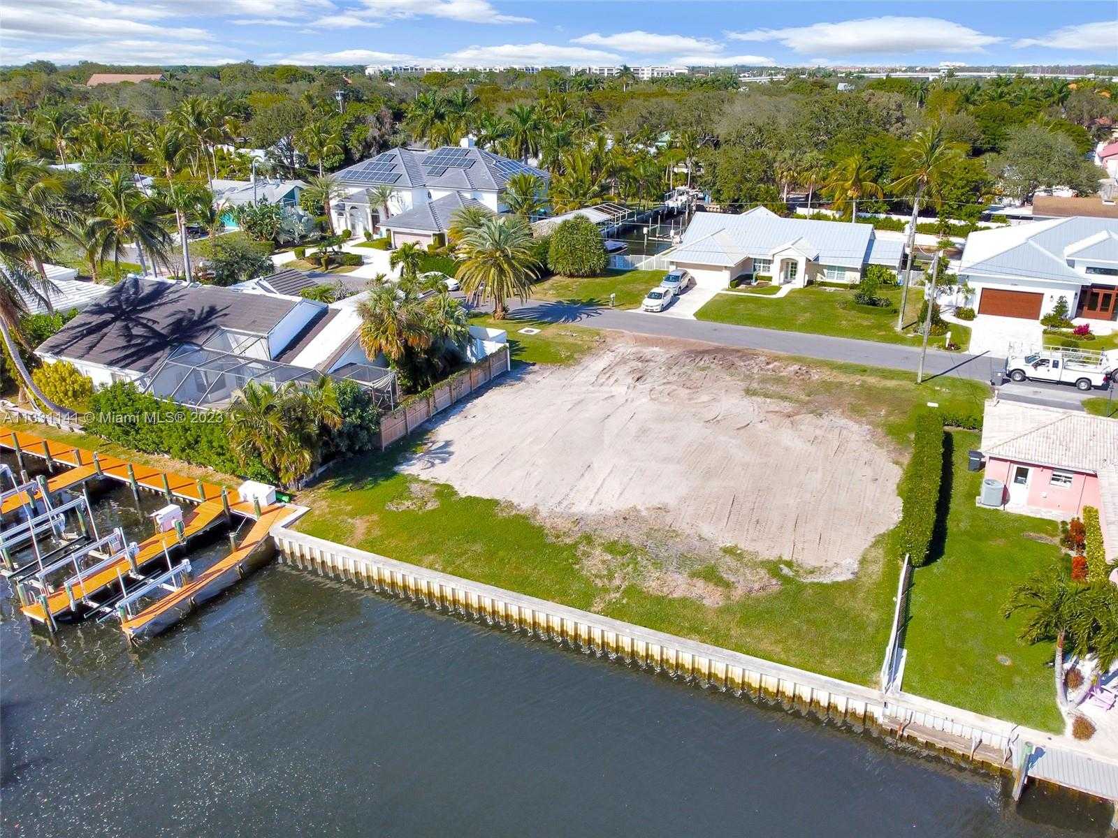 Small Image of 2400 EDWARD RD, Palm Beach Gardens Number 29