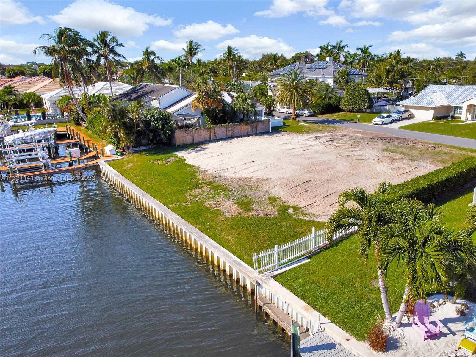Small Image of 2400 EDWARD RD, Palm Beach Gardens Number 30