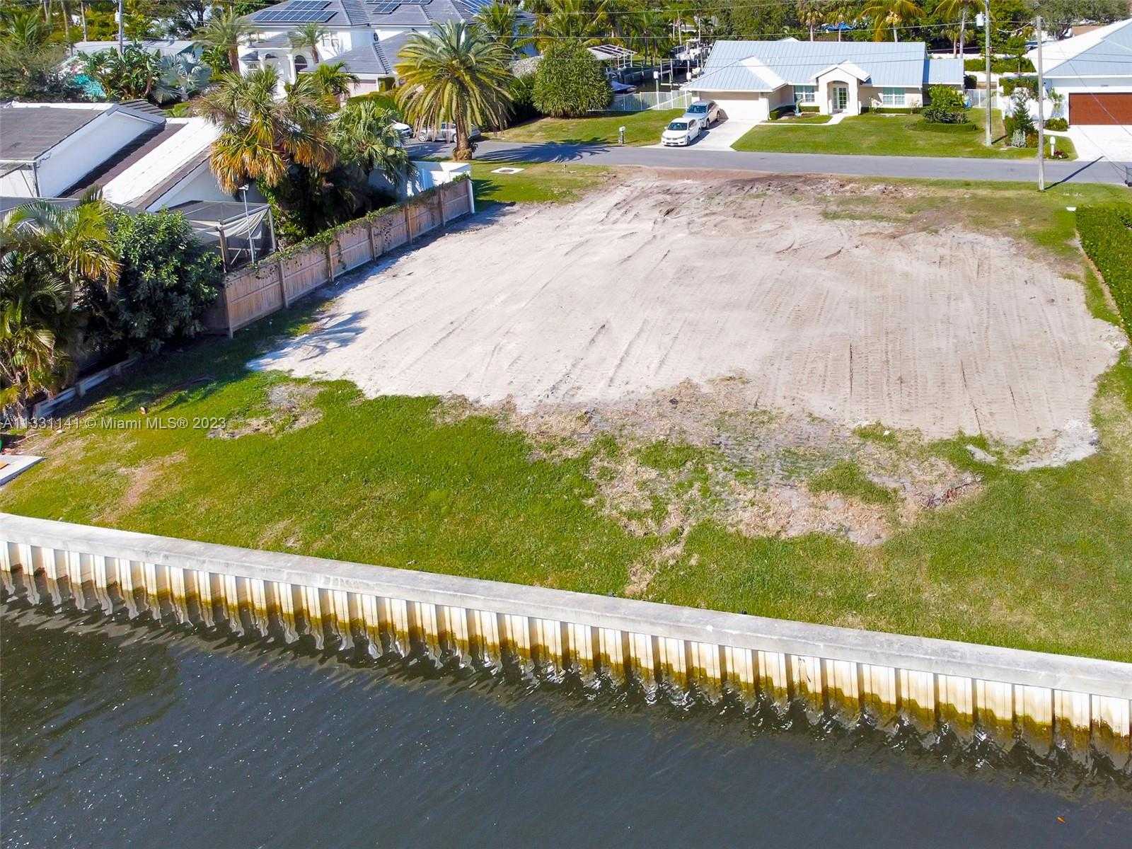 Small Image of 2400 EDWARD RD, Palm Beach Gardens Number 33