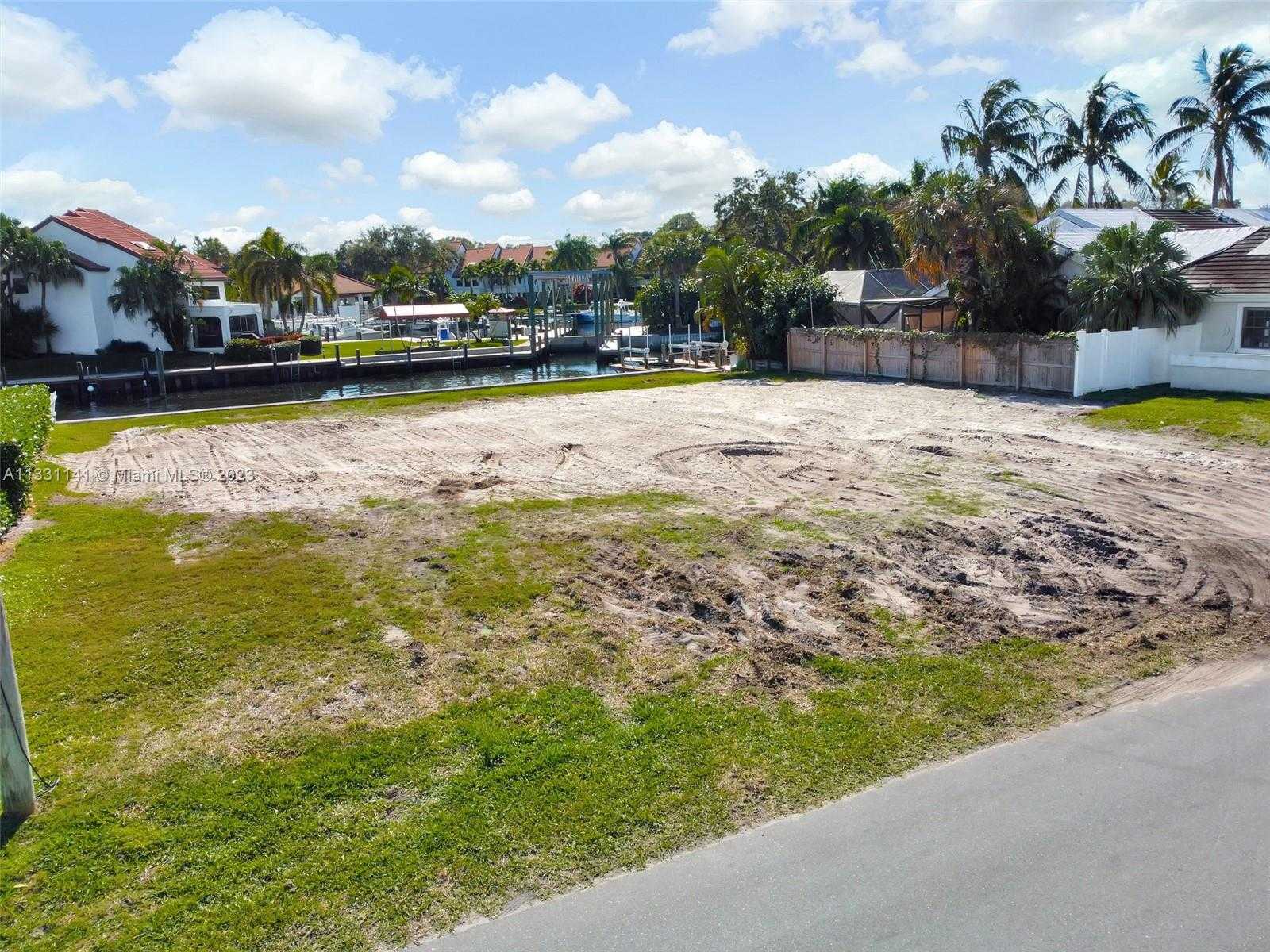 Small Image of 2400 EDWARD RD, Palm Beach Gardens Number 45